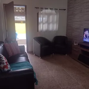 Casa de Férias Casa Aconchegante Com Piscina E Churrasqueira, Cabo Frio
